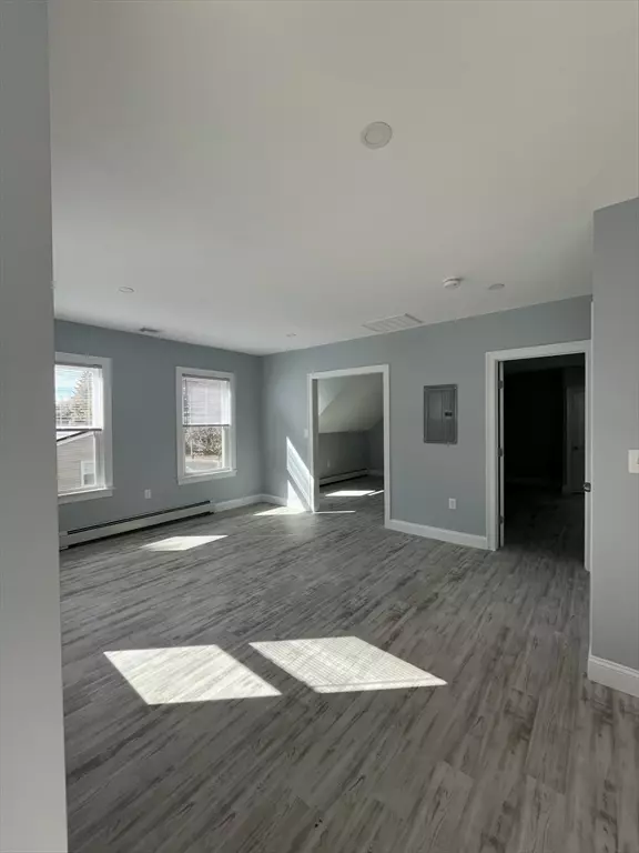 Weymouth, MA 02188,334 Middle #2