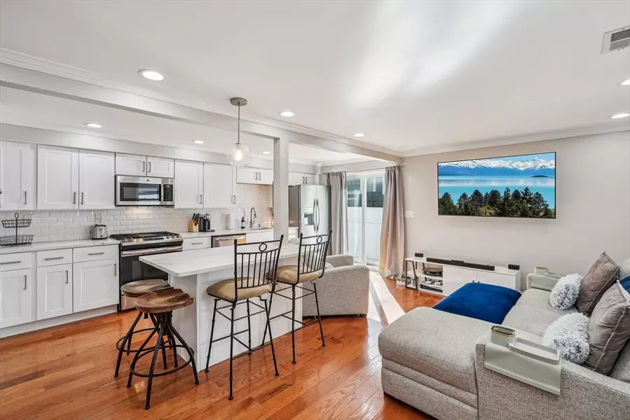 152 Saratoga St, Boston, MA 02128