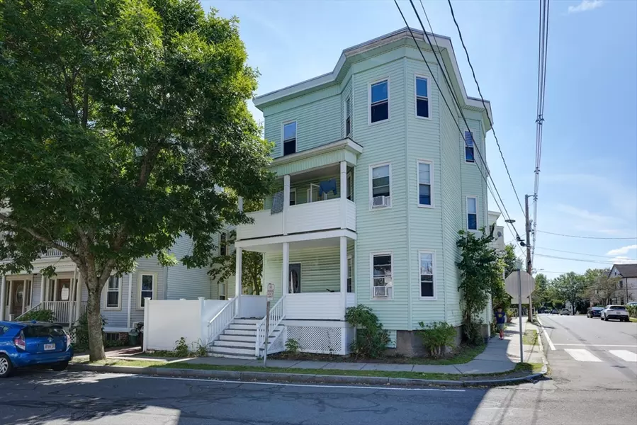 99 Beech St, Belmont, MA 02478