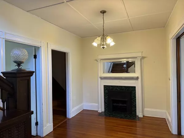 Natick, MA 01760,9 Shattuck Street #9