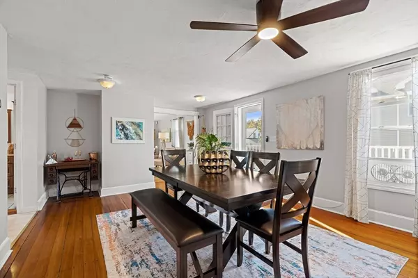 Stoneham, MA 02180,12 Wright St #1