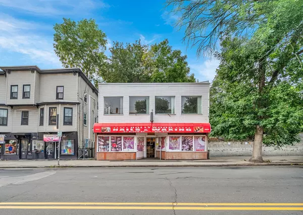 57 River St, Haverhill, MA 01832