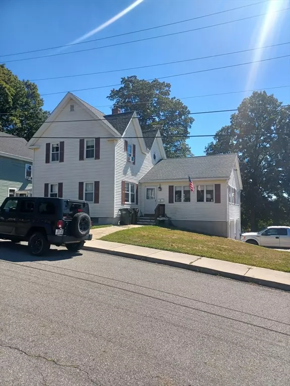 Amesbury, MA 01913,3 Glenwood St