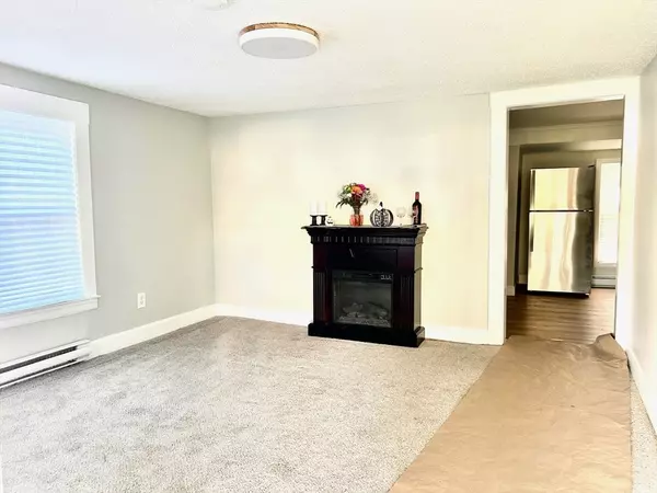 Lawrence, MA 01841,106 Leroy Avenue