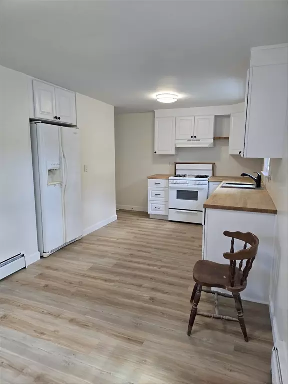 Lowell, MA 01851,39 Christman Ave #39