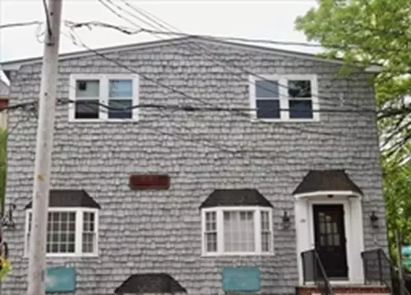 118 Pleasant Street #22-D, Marblehead, MA 01945