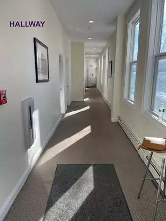 Marblehead, MA 01945,118 Pleasant Street #22-E