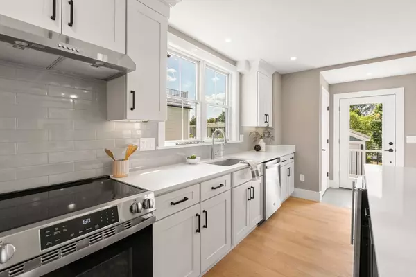Watertown, MA 02472,71 Whites Ave #71