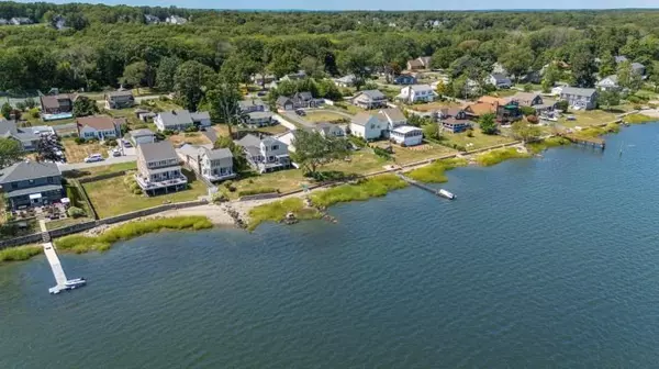 Swansea, MA 02777,110 Seaview Ave