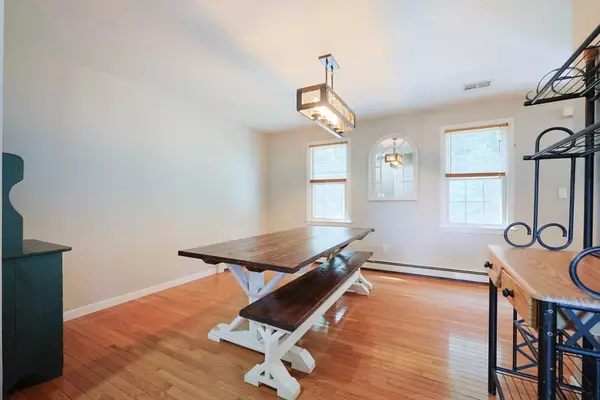 Berkley, MA 02779,67 Sanford St.