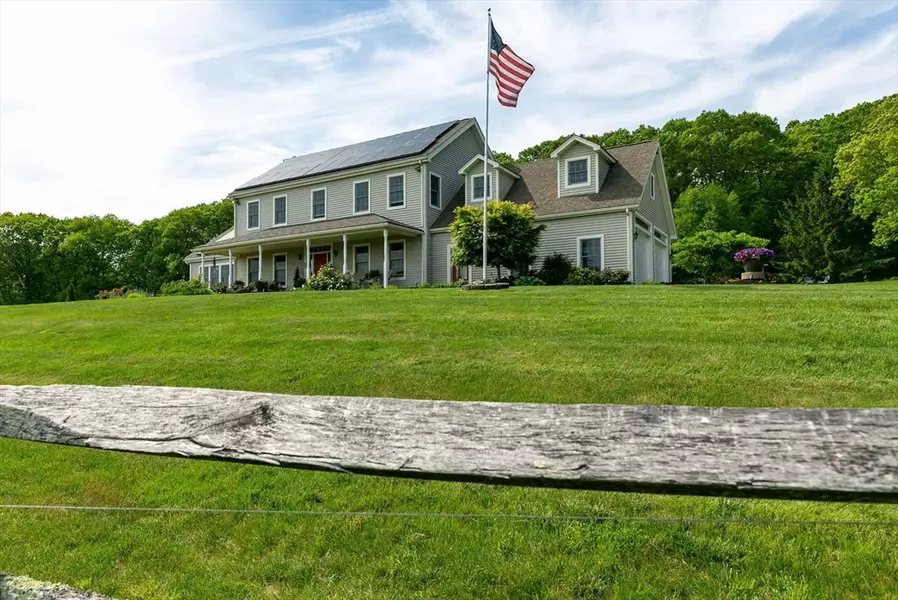 43 Southwick Rd, Sutton, MA 01590