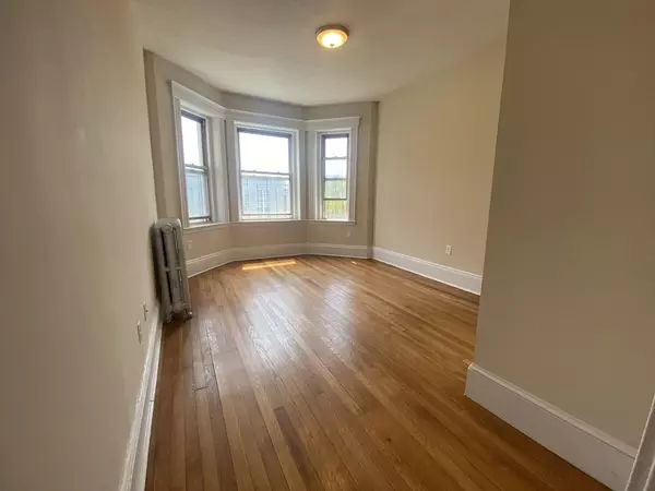 Boston, MA 02115,327 Huntington Ave #30