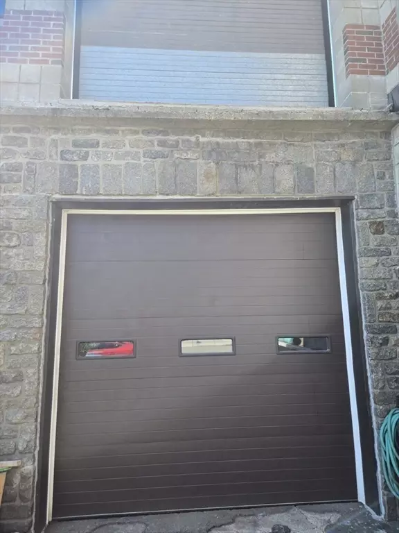 Malden, MA 02148,11 Marlboro St