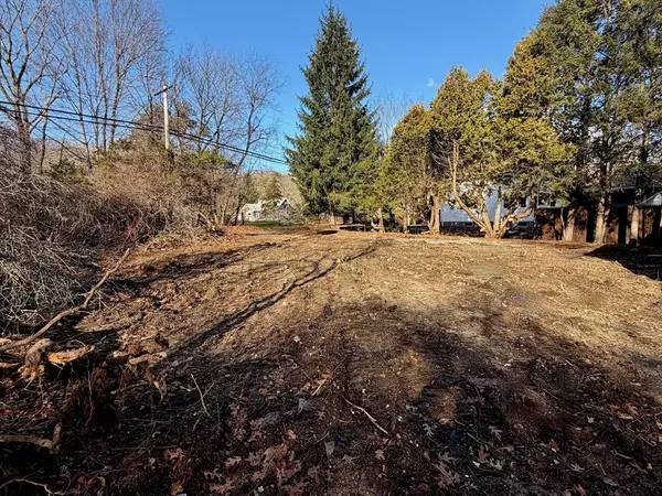 Blackstone, MA 01504,44 Federal Street