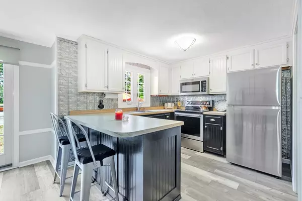 Dracut, MA 01826,395 Donohue Rd #7