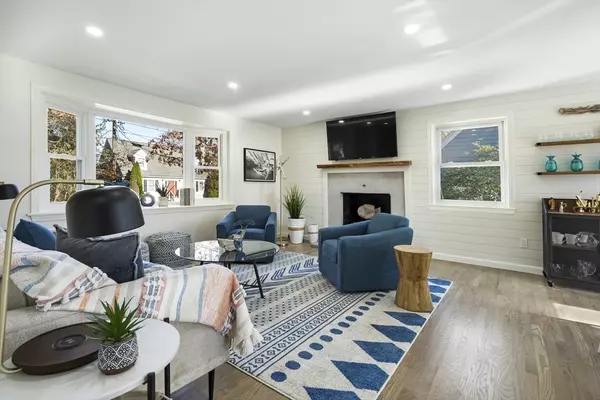 Falmouth, MA 02536,11 Pershing Drive