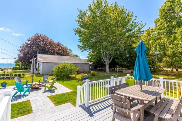 Mattapoisett, MA 02739,5 Island View Ave