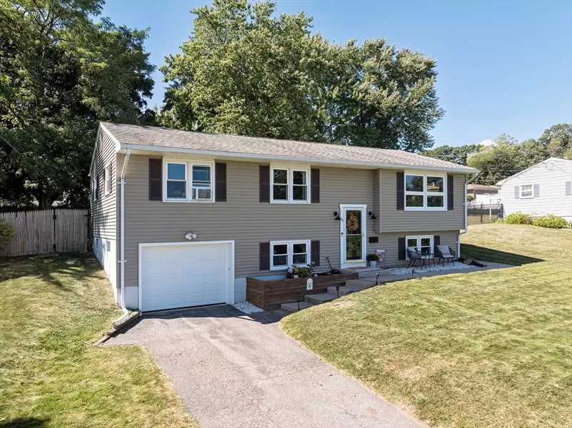 155 Huron Avenue, Holyoke, MA 01040