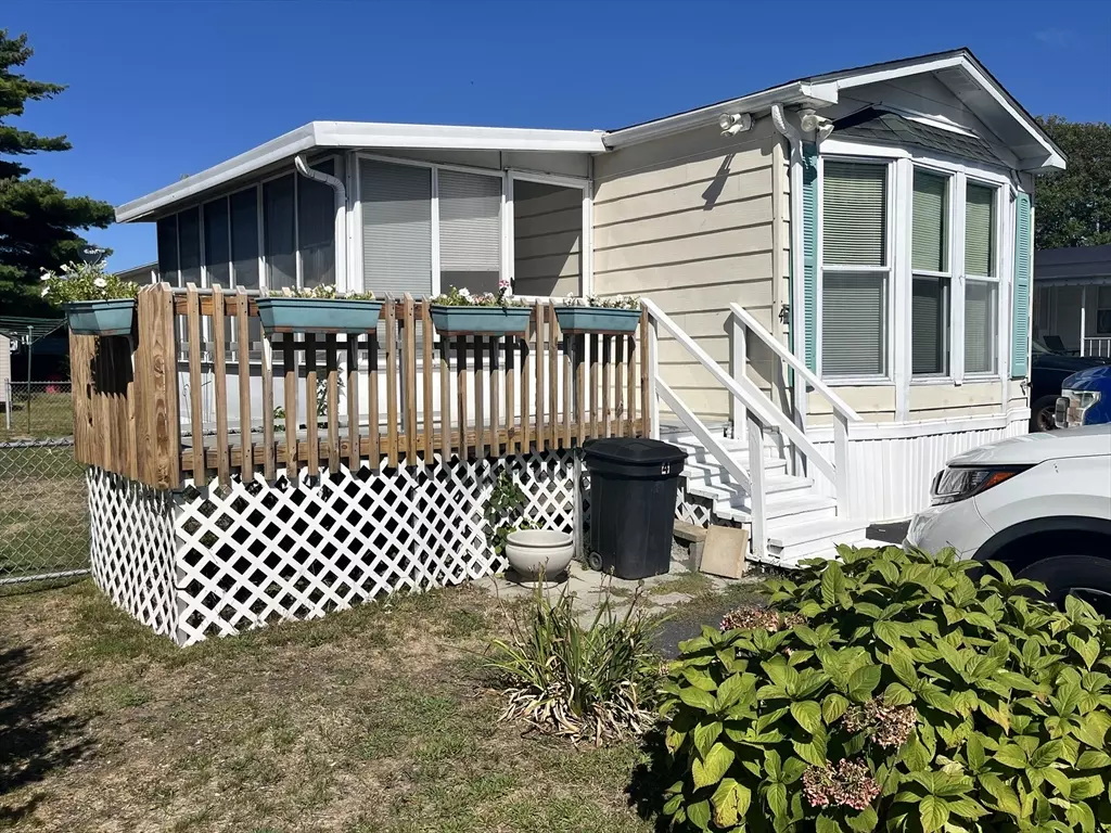 Wareham, MA 02538,4 Joseph St