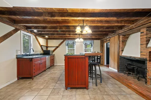 Atkinson, NH 03811,132 Maple Ave