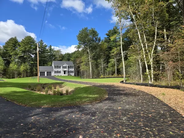 Middleboro, MA 02346,4 Bella Path