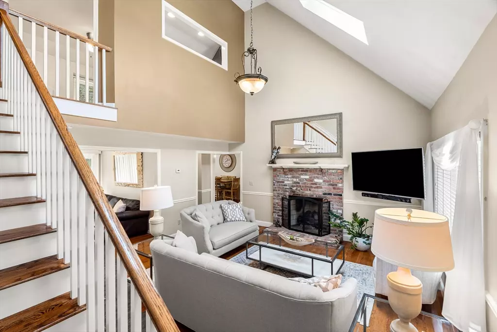 Easton, MA 02375,53 Indian Cove Way #53