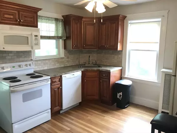 Walpole, MA 02081,393 West St #2