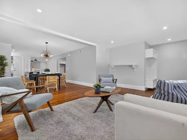 Medford, MA 02155,111 Sharon St #1