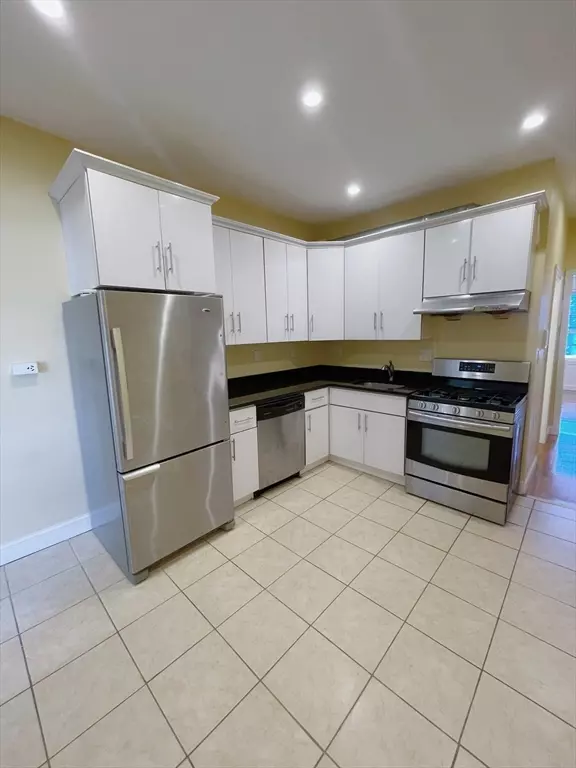 Boston, MA 02127,63 Middle St #3