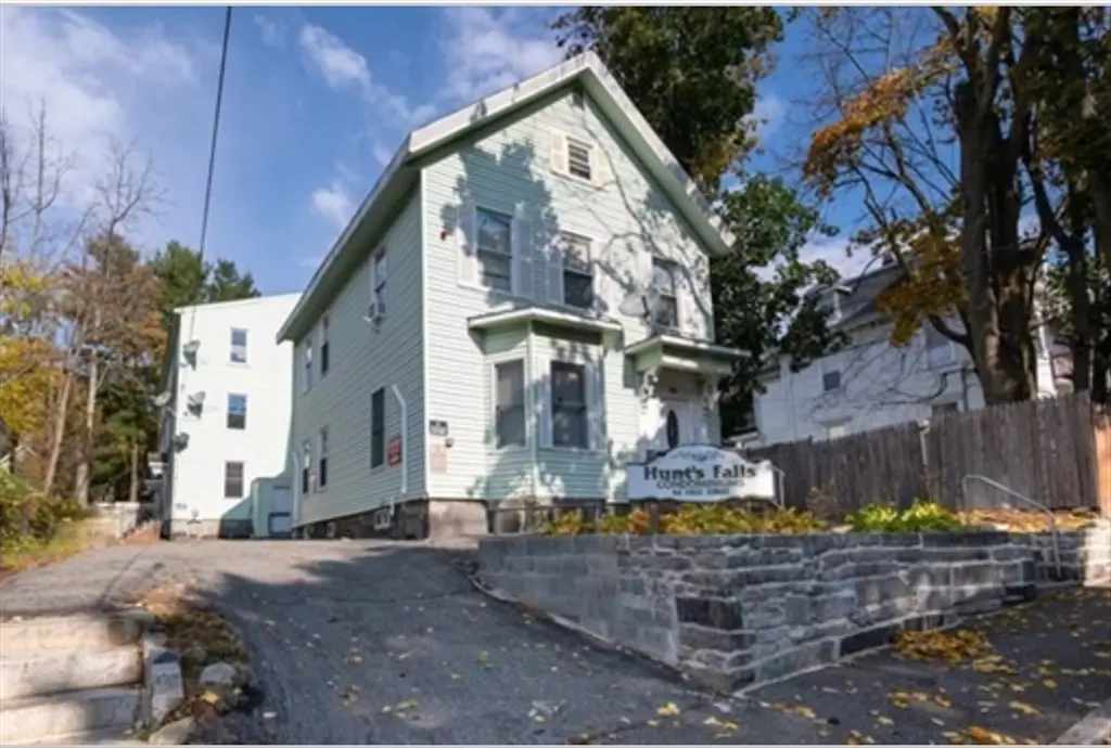 Lowell, MA 01850,94 1st #10