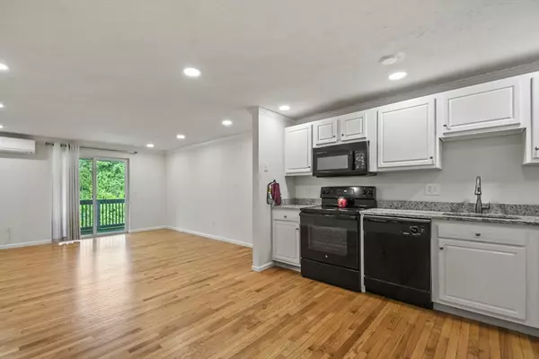 Leominster, MA 01453,20 Abbey Road #304