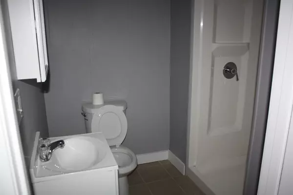 Lowell, MA 01852,1000 Central St