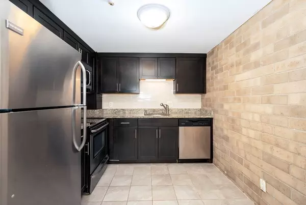 Quincy, MA 02171,185 Quincy Shore Dr #28