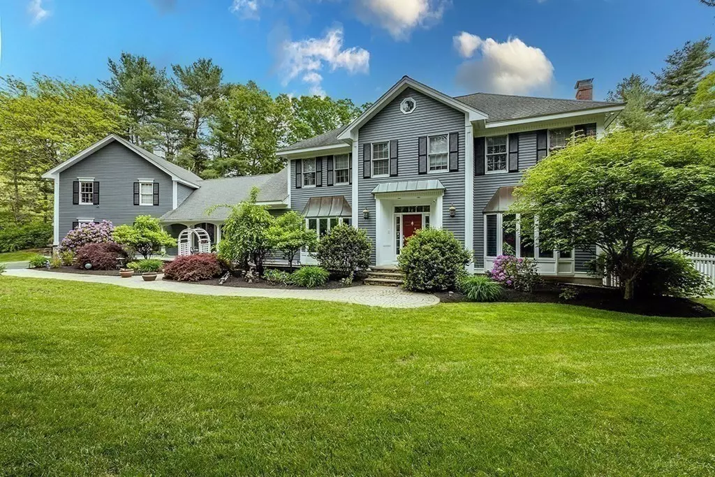 Dover, MA 02030,18 Village Hill Road