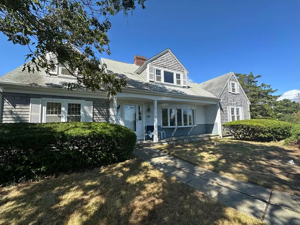 Harwich, MA 02671,74 Shore Road