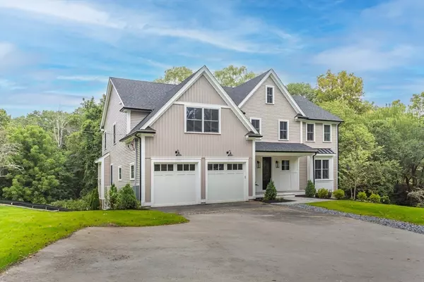 Natick, MA 01760,94 Woodland St