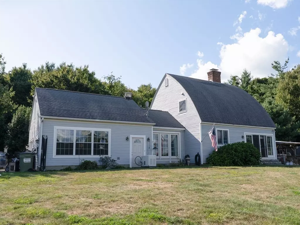 North Brookfield, MA 01535,157 School St