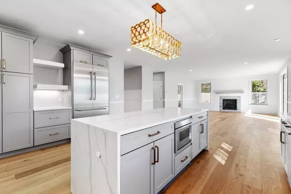 Belmont, MA 02478,9 Stanley Rd