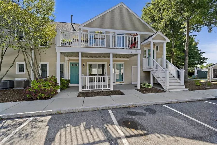 206 Allerton Commons Ln #206, Braintree, MA 02184