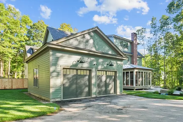 Newburyport, MA 01950,14 A Dexter Lane #1