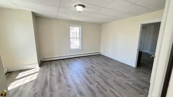 Attleboro, MA 02703,164 Park St