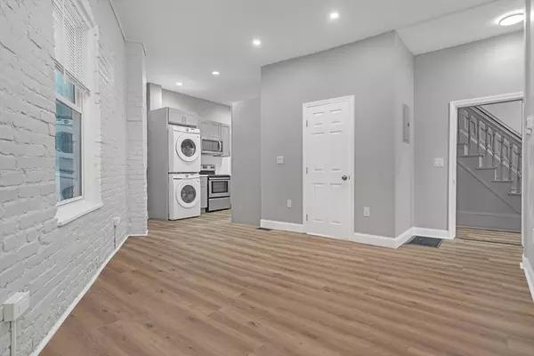 Boston, MA 02115,858 Huntington Ave #1