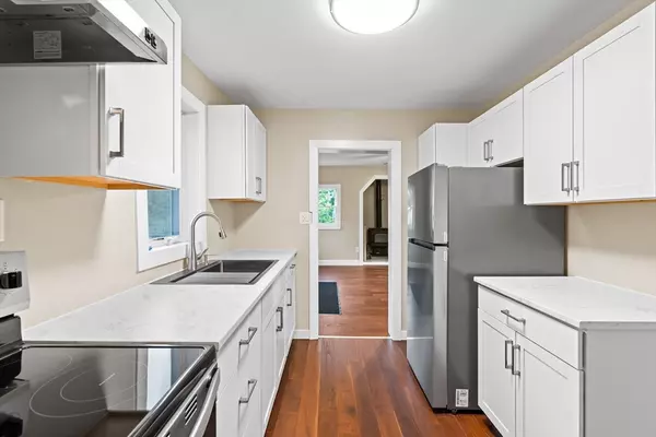 Wendell, MA 01379,28 Morse Village Rd