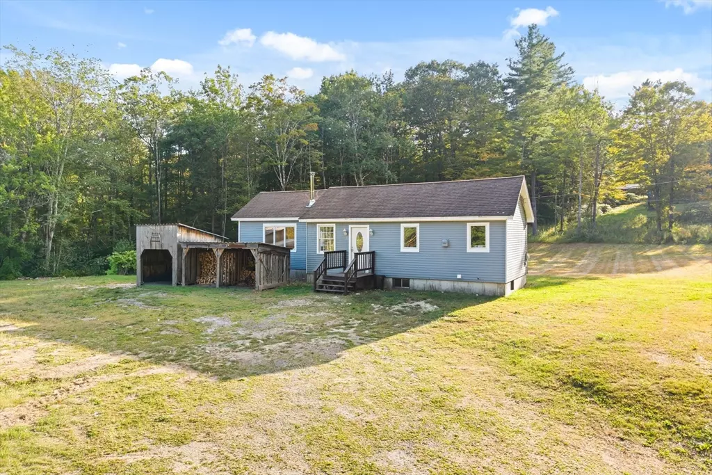 Wendell, MA 01379,28 Morse Village Rd