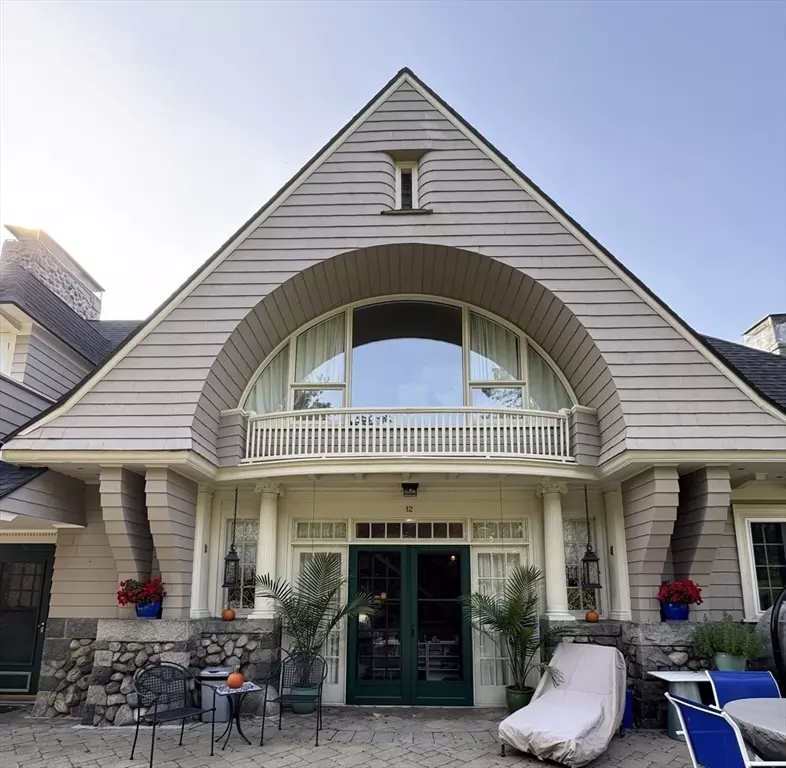 Randolph, MA 02368,12 Jasper Ln #12