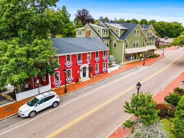 44 North Street, Hingham, MA 02043