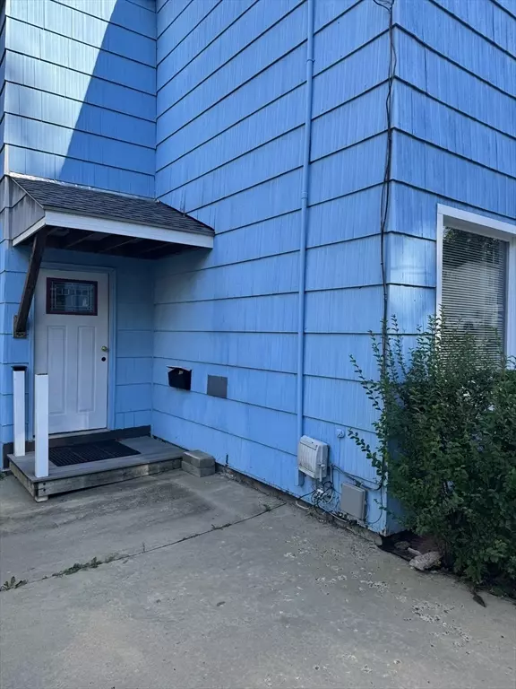 Worcester, MA 01607,17 Thenius St