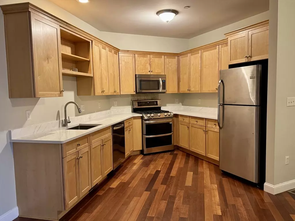 Boston, MA 02119,81 Westminster Ave #B