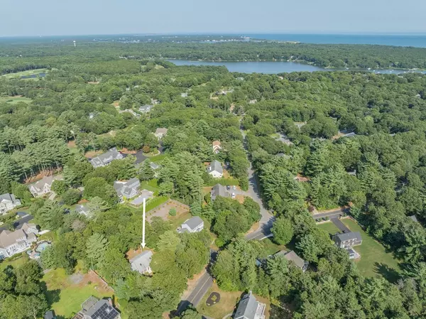 Mashpee, MA 02649,192 Simons Narrows Rd