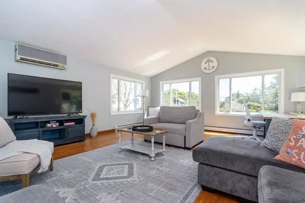 Bourne, MA 02532,88 Rope Walk Road